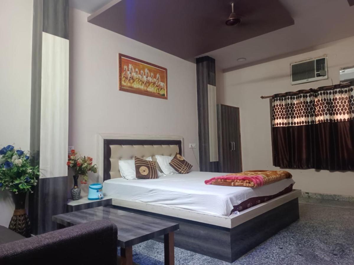 Hotel Royal Churu Exterior photo