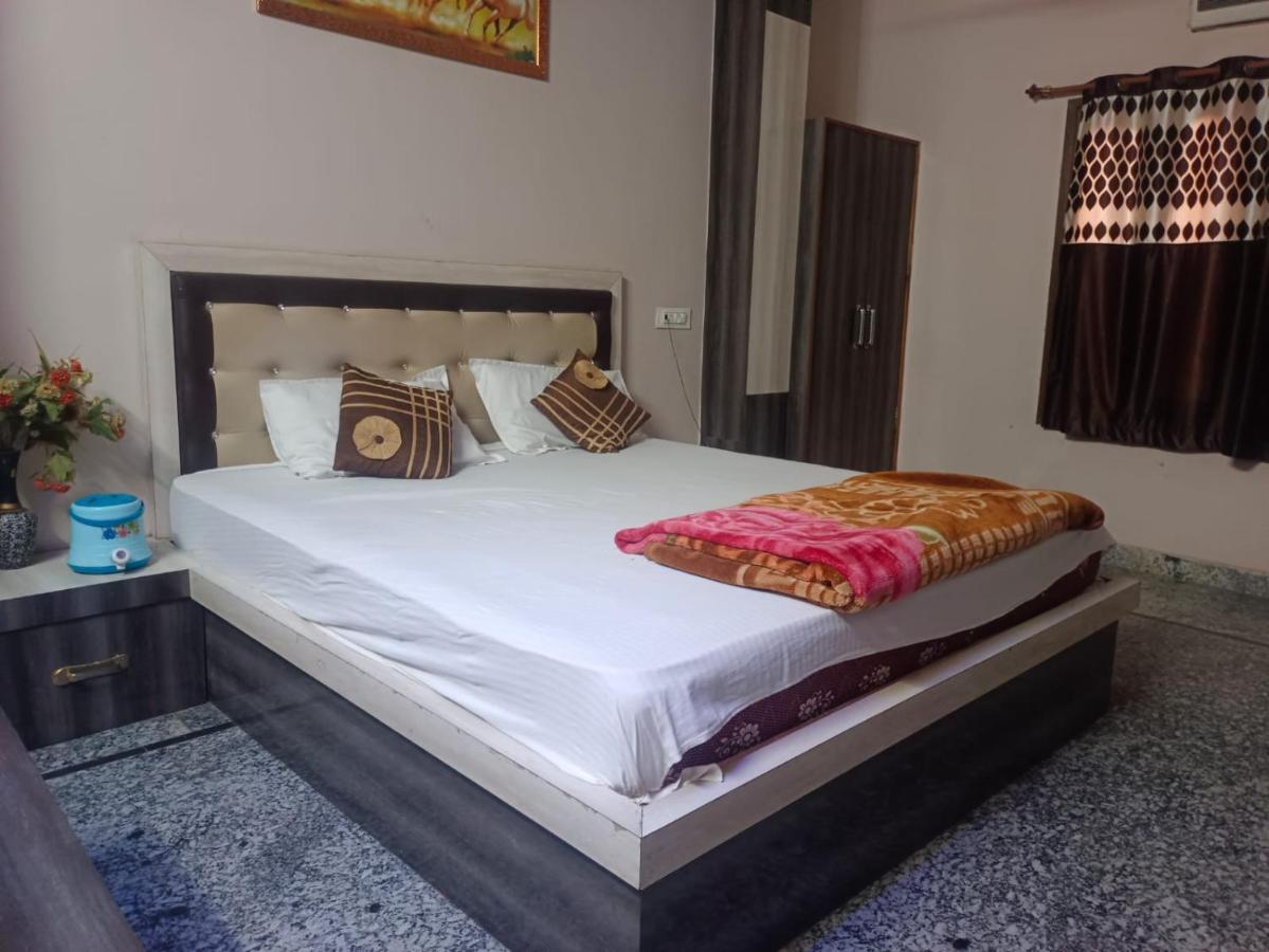 Hotel Royal Churu Exterior photo